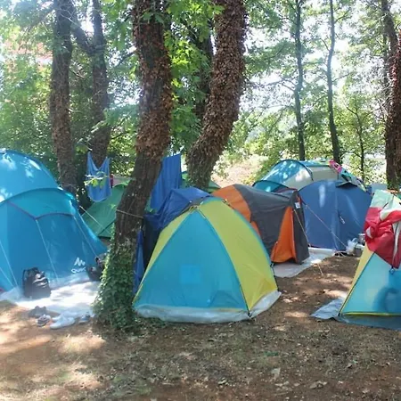 Camp Zemo * Međugorje